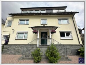 Charmantes & kernsaniertes Einfamilienhaus mit moderner Ausstattung in Kronberg / Oberhöchstadt